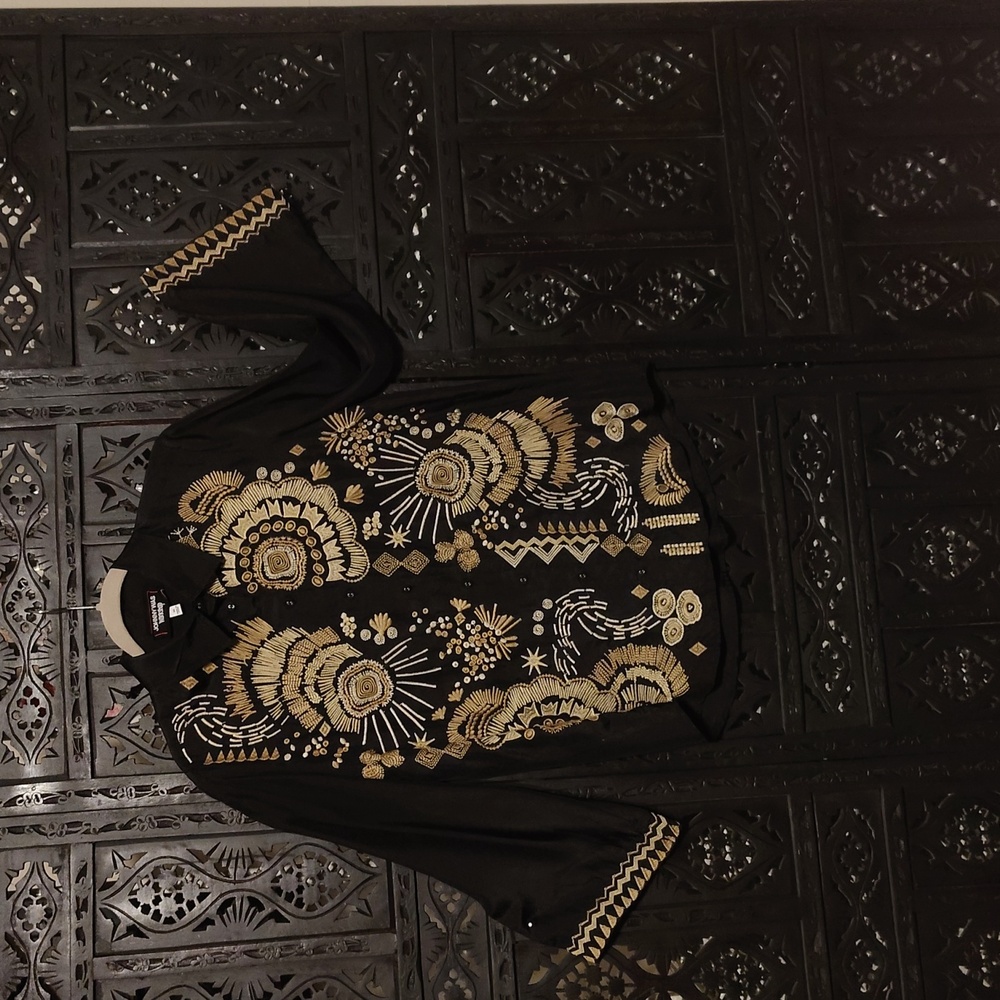 Johnny Was Workshop. Size XS  Renley Floral Embroidered Sheer Ruffle 3/4 Sleeve
